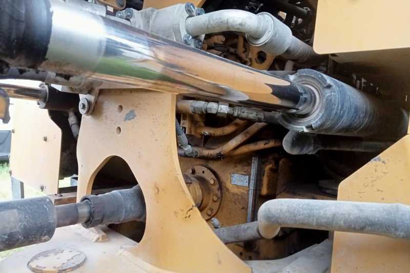 OmecoHub - Immagine CATERPILLAR 966M